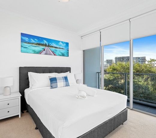 Harbour Quays Apartments