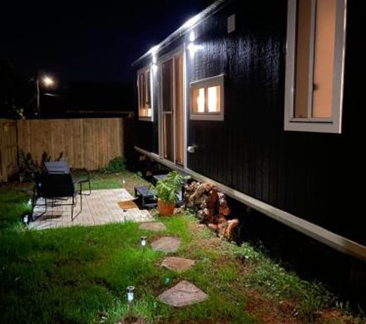 Little Lodge - Luxury Tiny Home Stay