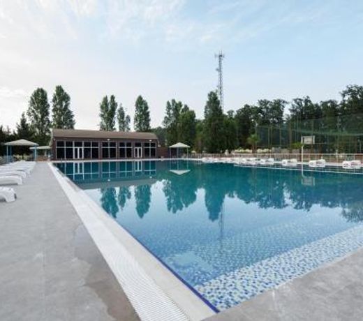 Mona Hotel and Cottages