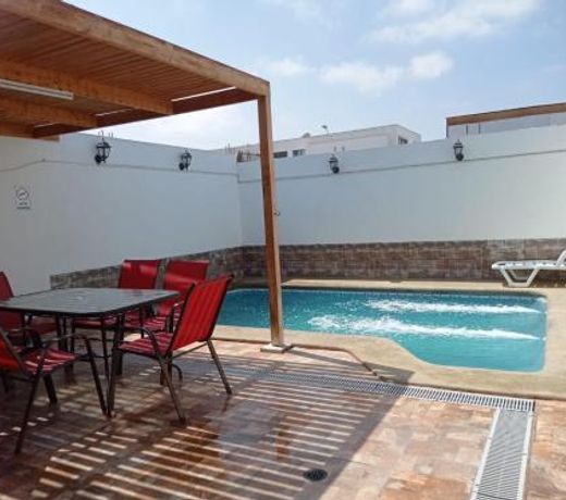 Cómoda casa con piscina
