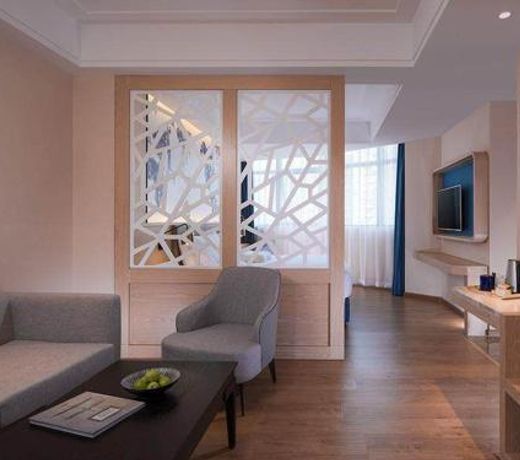 Kyriad Marvelous Hotel Heyuan Wanlong City