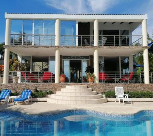Villa Santa Helena: descanso, frescura y privacidad