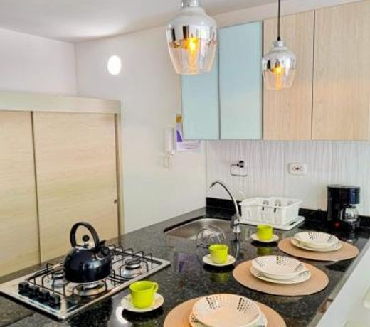 Lujoso Apartamento, C.C. San Gil Plaza