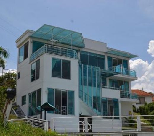 Casa campestre condominio la estancia, en Melgar piscina privada