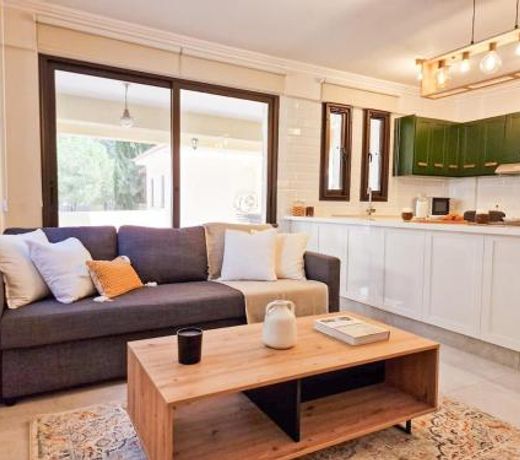 Jasmine Dreams 1bed Apt Wpool
