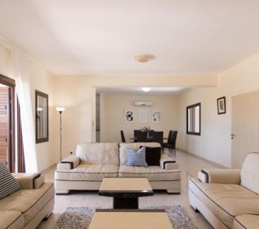 Phaedrus Living: Luxury Villa Erimi