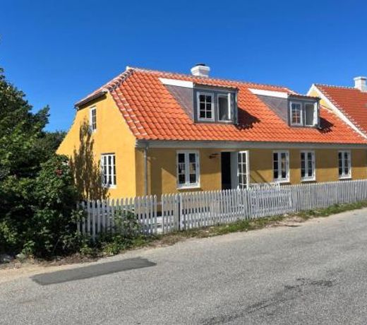 Holiday Home Karmen - 100m from the sea in NW Jutland by Interhome