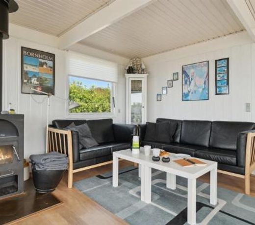 Holiday Home Eliene - 400m from the sea in Bornholm by Interhome