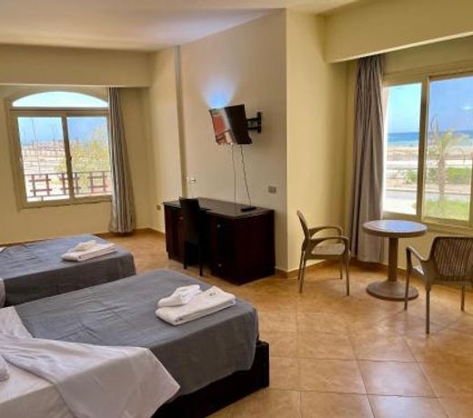 Deep Ashri Star House Hotel