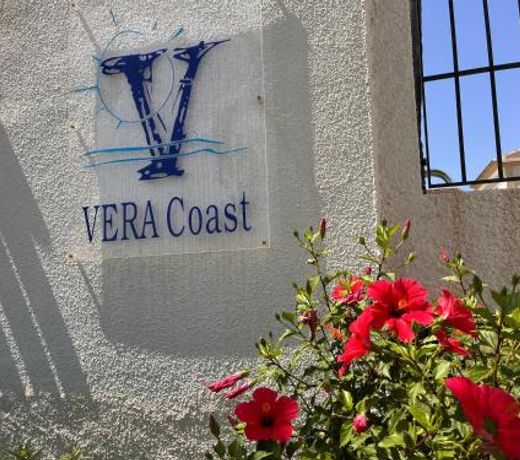 Dos Hermanas Vera Coast