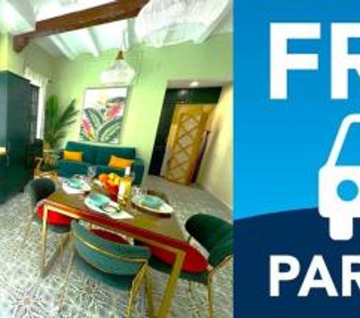 Esmeralda Apartment With Free Private Underground Parking