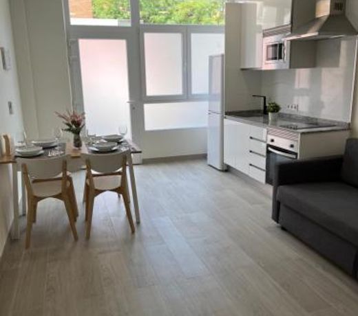 APARTAMENTOS PLAYA VALENCIA
