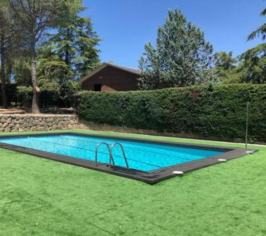 Villa Rana, con amplio jardÃ­n, barbacoa y piscina