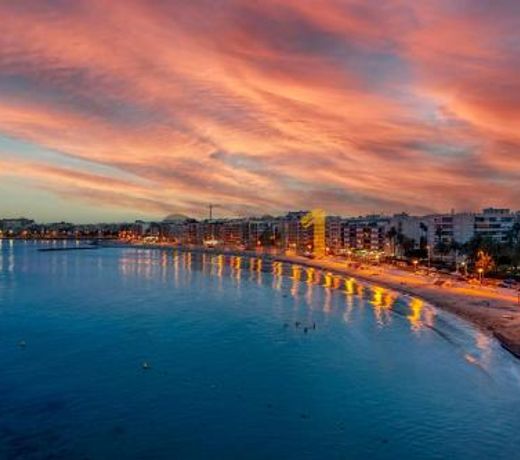 Torrevieja Los locos Beach Luz de mar, Apartment with sea views
