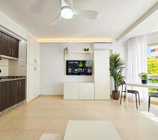 Estudio Vip Mediterráneo - Alojamientos La Torre