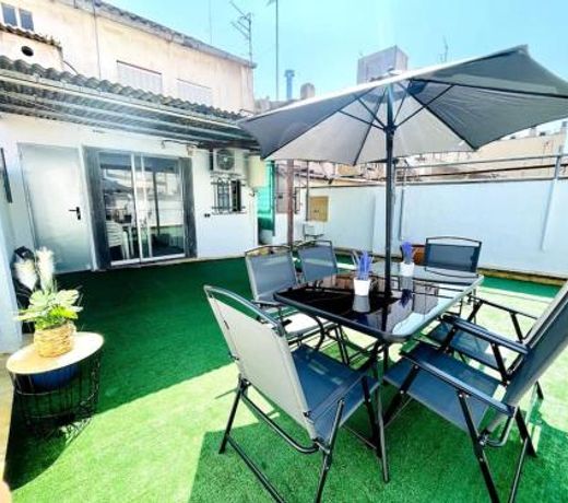 Ãtico con terraza en el centro de Tarragona