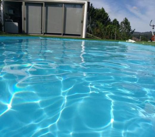 Casa Rocha Velha con piscina y terraza particular
