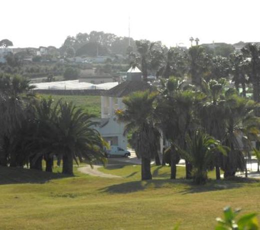 PRECIOSO APARTAMENTO EN URBANIZACION CAMPO DE GOLF