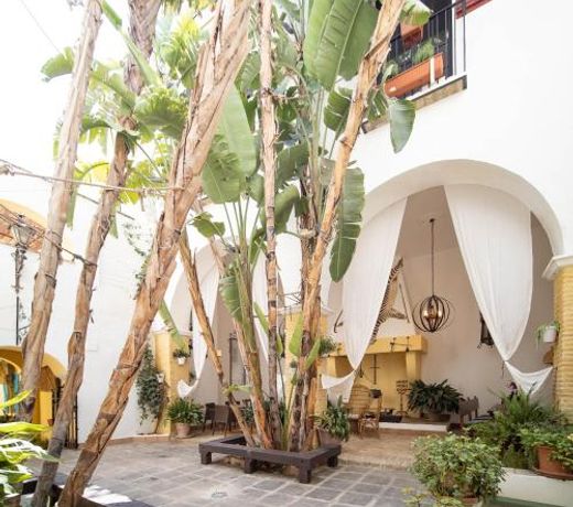La Casa 1832 Boutique