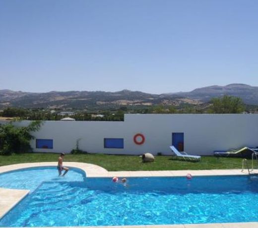 Cortijo Laguna Espejo