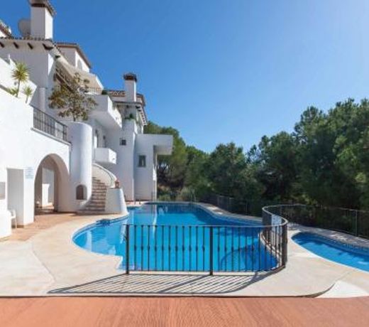 Andalusian duplex La Quinta Golf Marbella