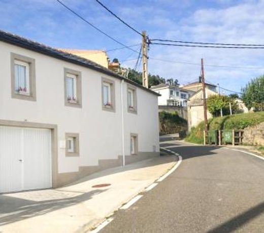 Awesome Home In Ortigueira With Wifi And 3 Bedrooms