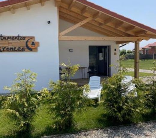 Apartamentos Aronces