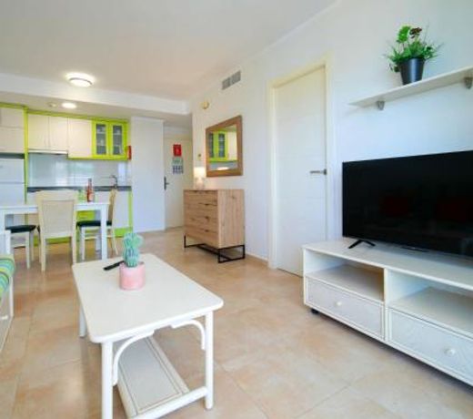 Apartment Esmeralda Suites-5 by Interhome