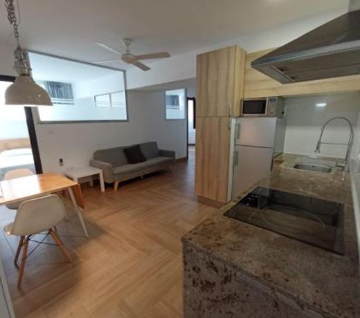 Apartamento full equip.