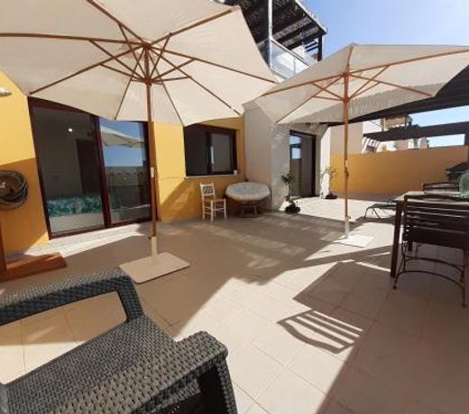 Apartamento en Ãguilas con amplia terraza y piscina