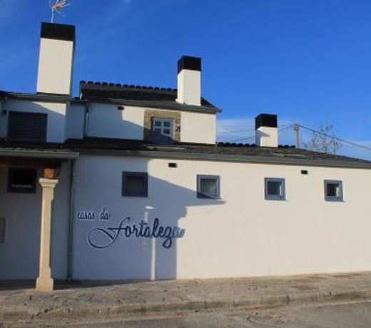 CASAS DA FORTALEZA Casa do Garda
