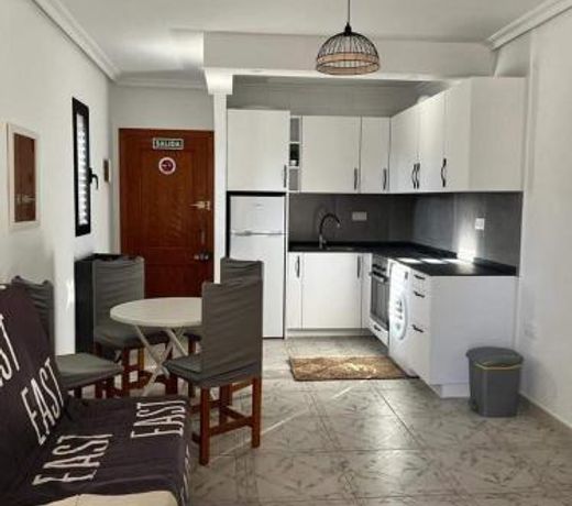 Apartment with Outdoor Pool and Air Conditioning in Cabo Roig