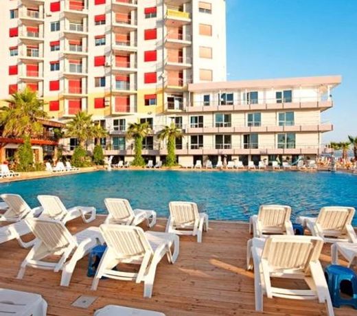 Beachfront Apartment at Shkembi Kavajes Kamelia Building