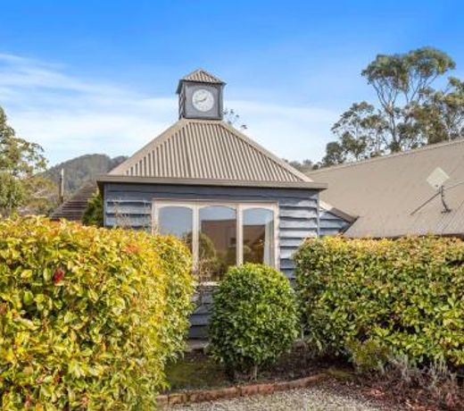 The Clocktower - Herons Rise Vineyard