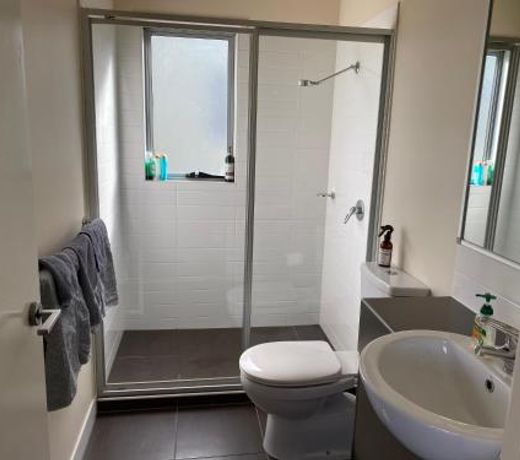 Self contained guest house - sleeps 4