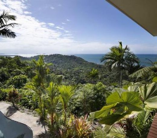The Jungle House - 2 Bedroom Home - Bingil Bay