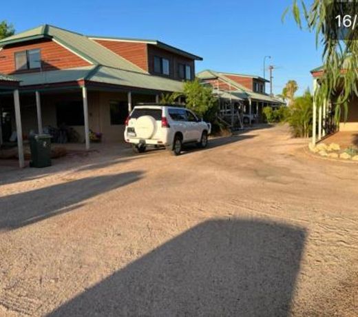 the Ningaloo breeze villa 2/10