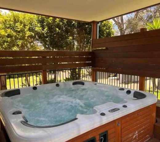 Bayview House with SAUNA and SPA