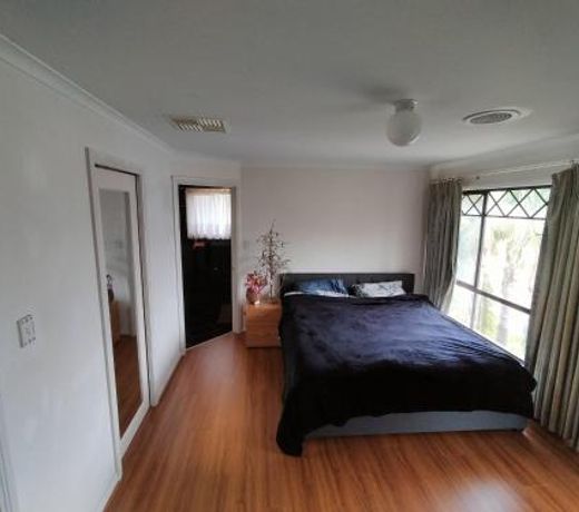 Spacious home in quiet area