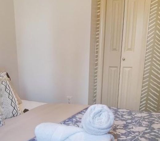 Bright 3 bed 3 bath House in Radium Hot Springs