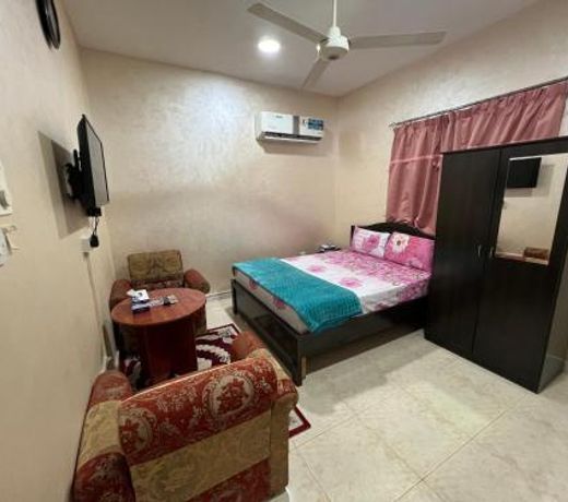 AL FANAR REST HOUSE LLC