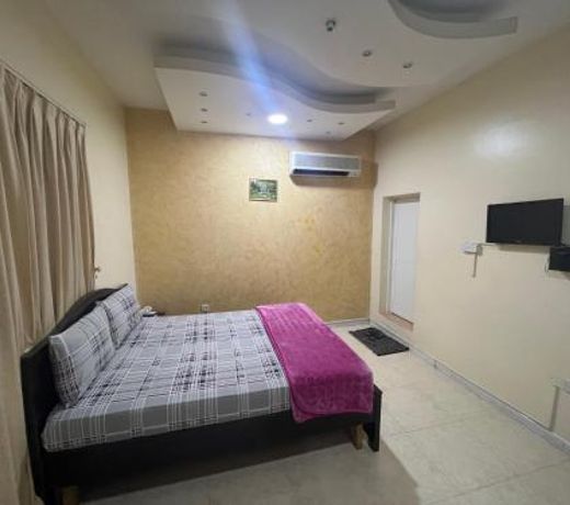 AL FANAR REST HOUSE LLC