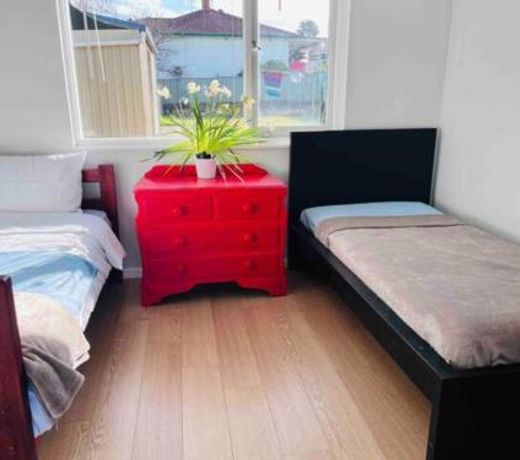 Two single-beds Room with Garden view