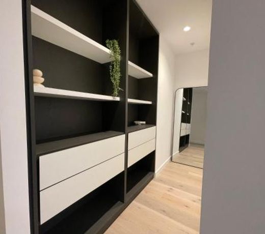 Supreme Sub-Penthouse - 3 Bedroom 2 Bathroom Melbourne CBD