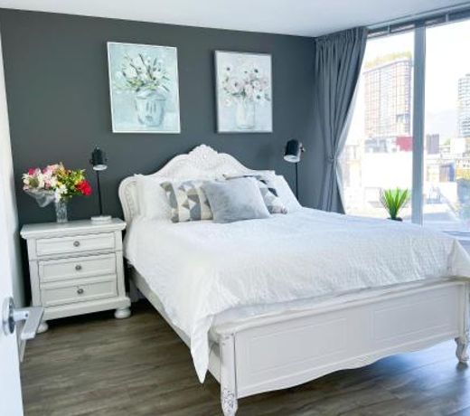 Downtown 4bd 2ba View Skytrain 2 Free Parking