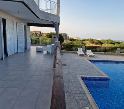 Kalifi Pool Apartment
