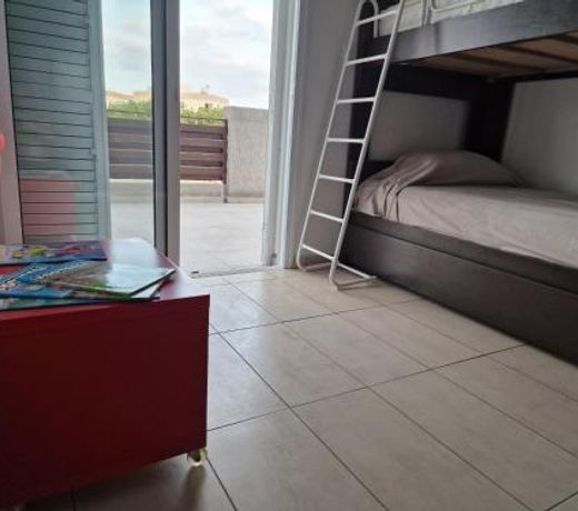 Kalifi Pool Apartment