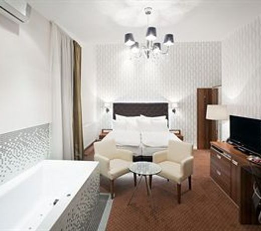 Pytloun City Boutique Hotel