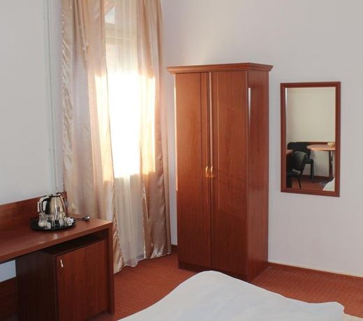 Diligence Hotel & restaurant