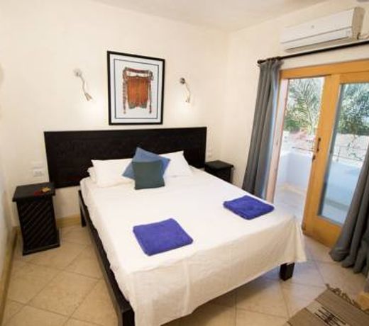 Red C Villas